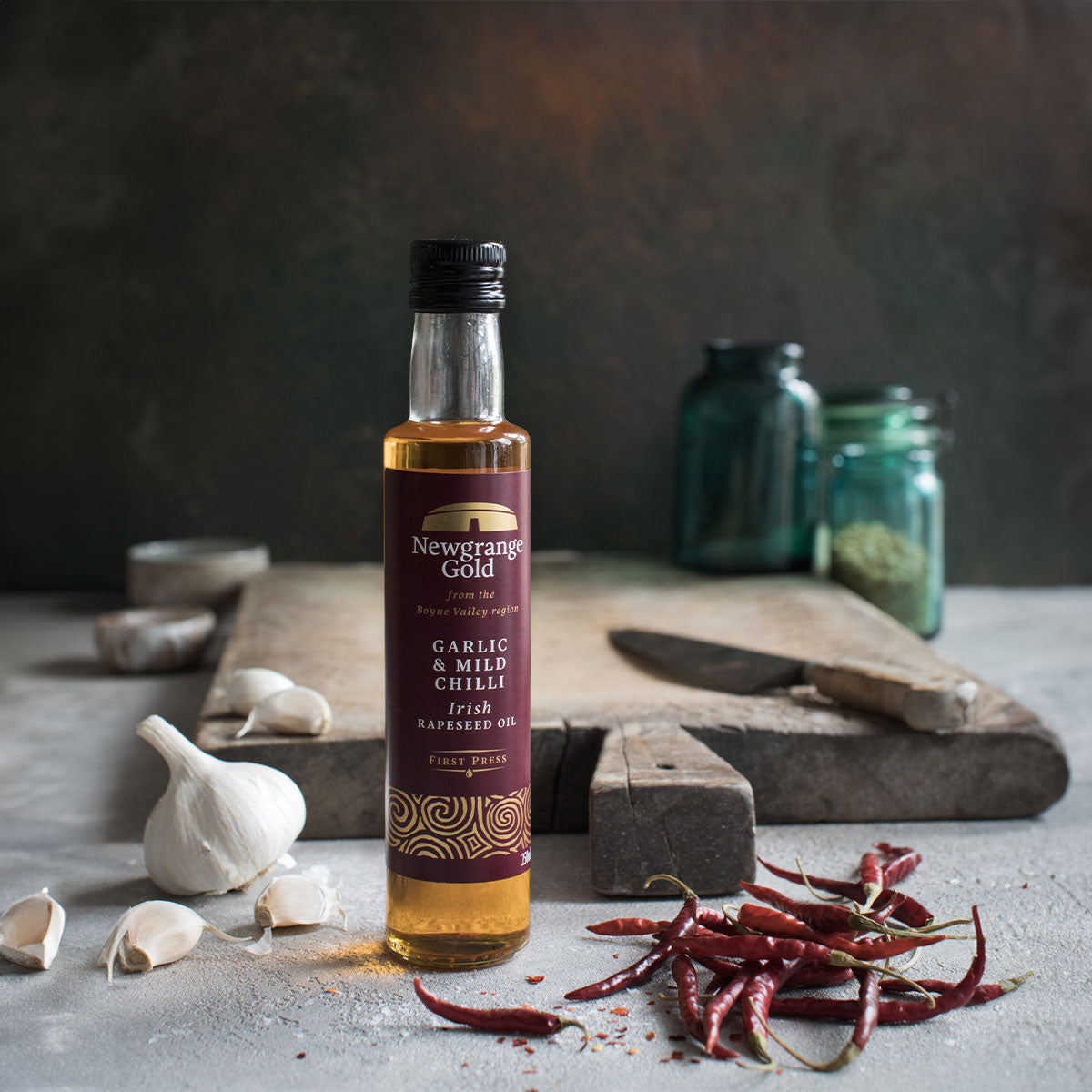 Newgrange Gold Irish Rapeseed Oil-garlic & Mild Chilli