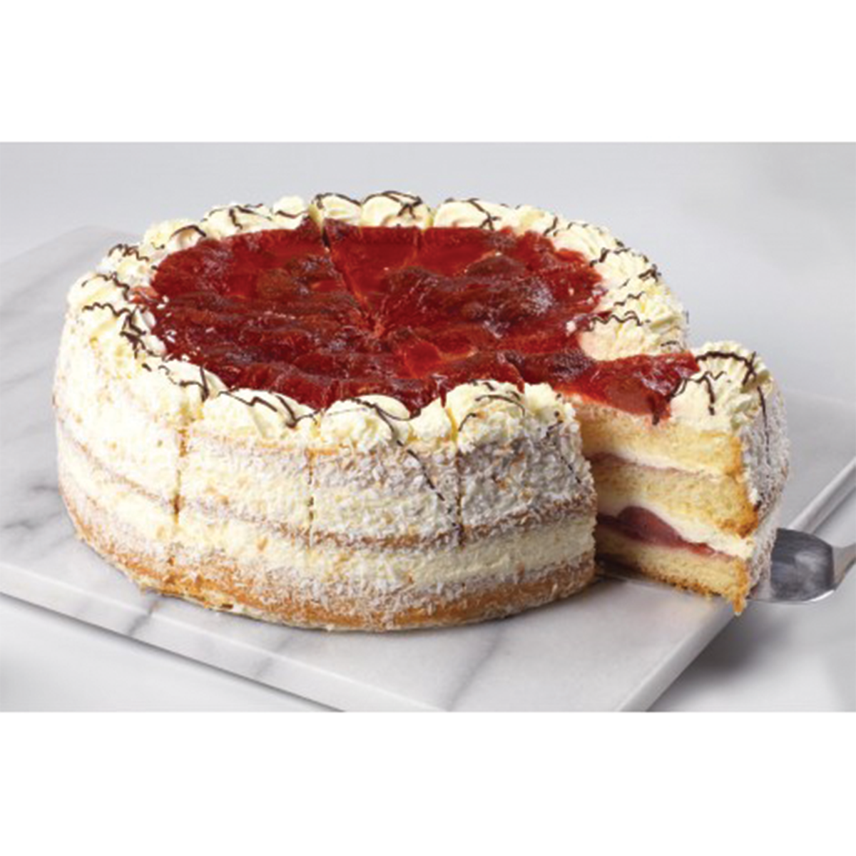 Patisserie Royale Strawberry Gateau