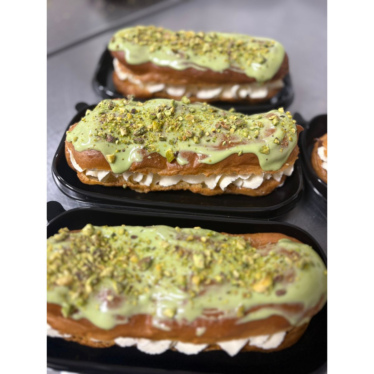 Fresh Cream Pistachio Éclair